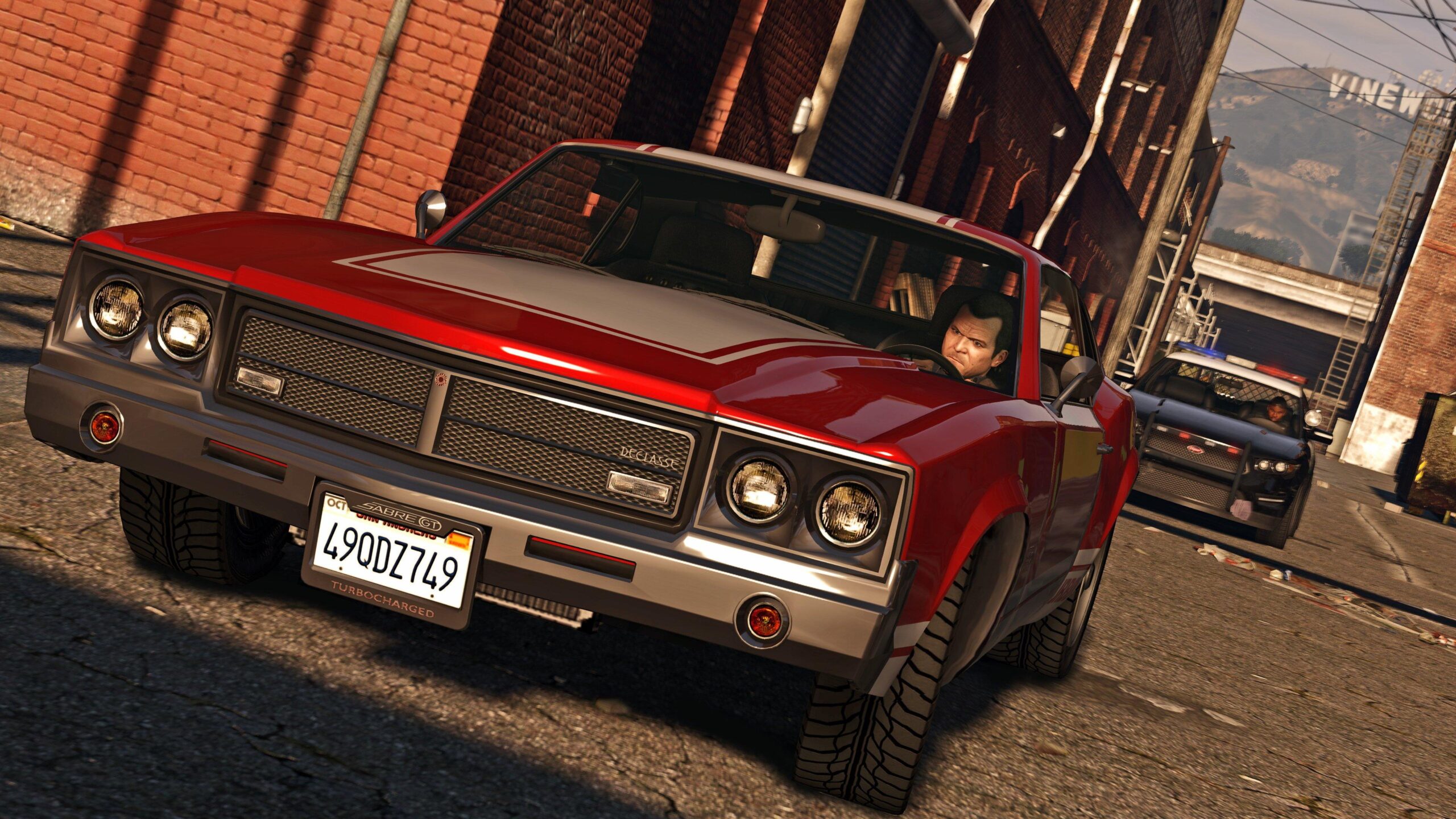 Grand Theft Auto V: Premium Edition and Great White Shark Card Bundle - Image 2