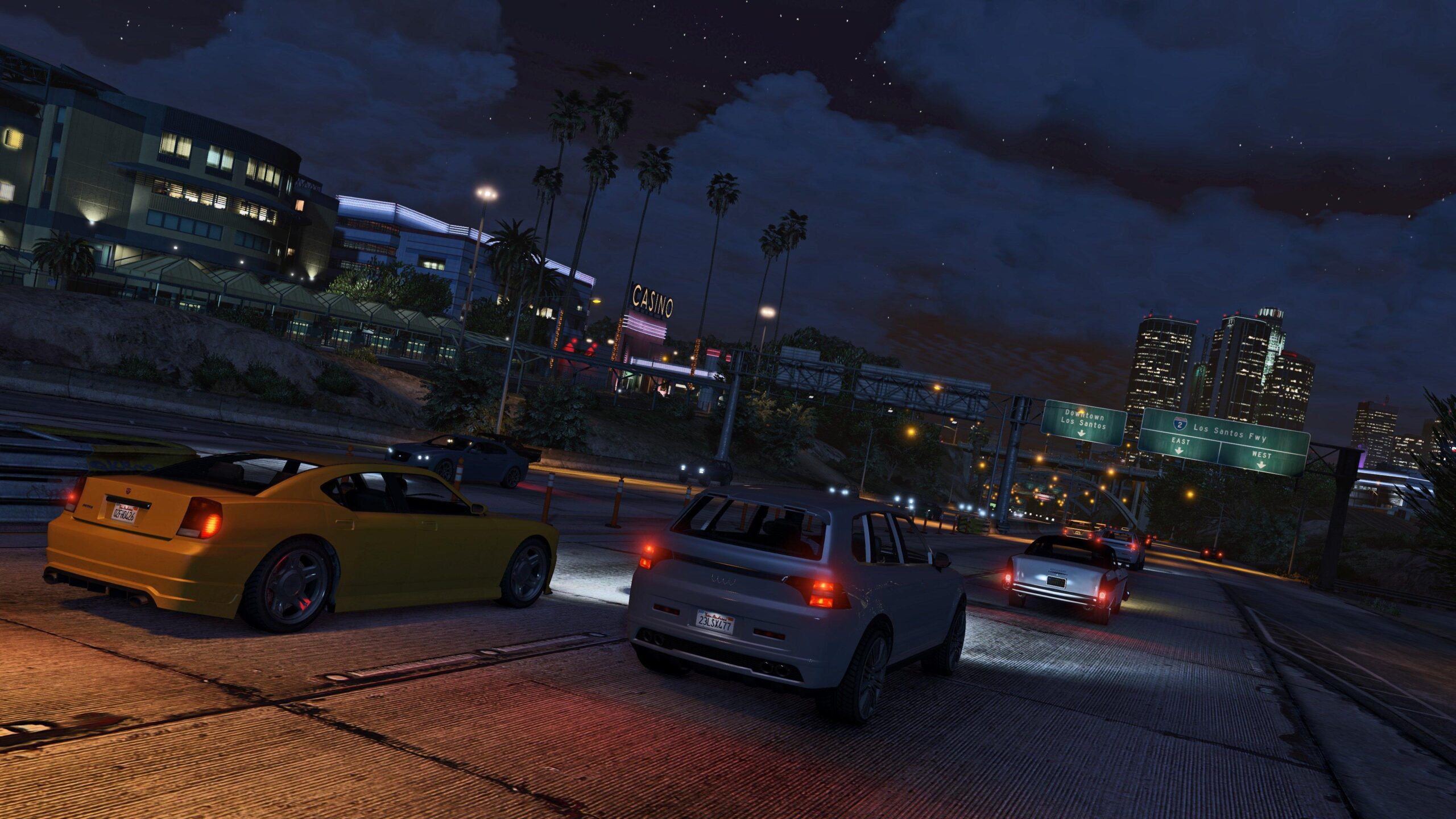 Grand Theft Auto V: Premium Edition and Great White Shark Card Bundle - Image 3